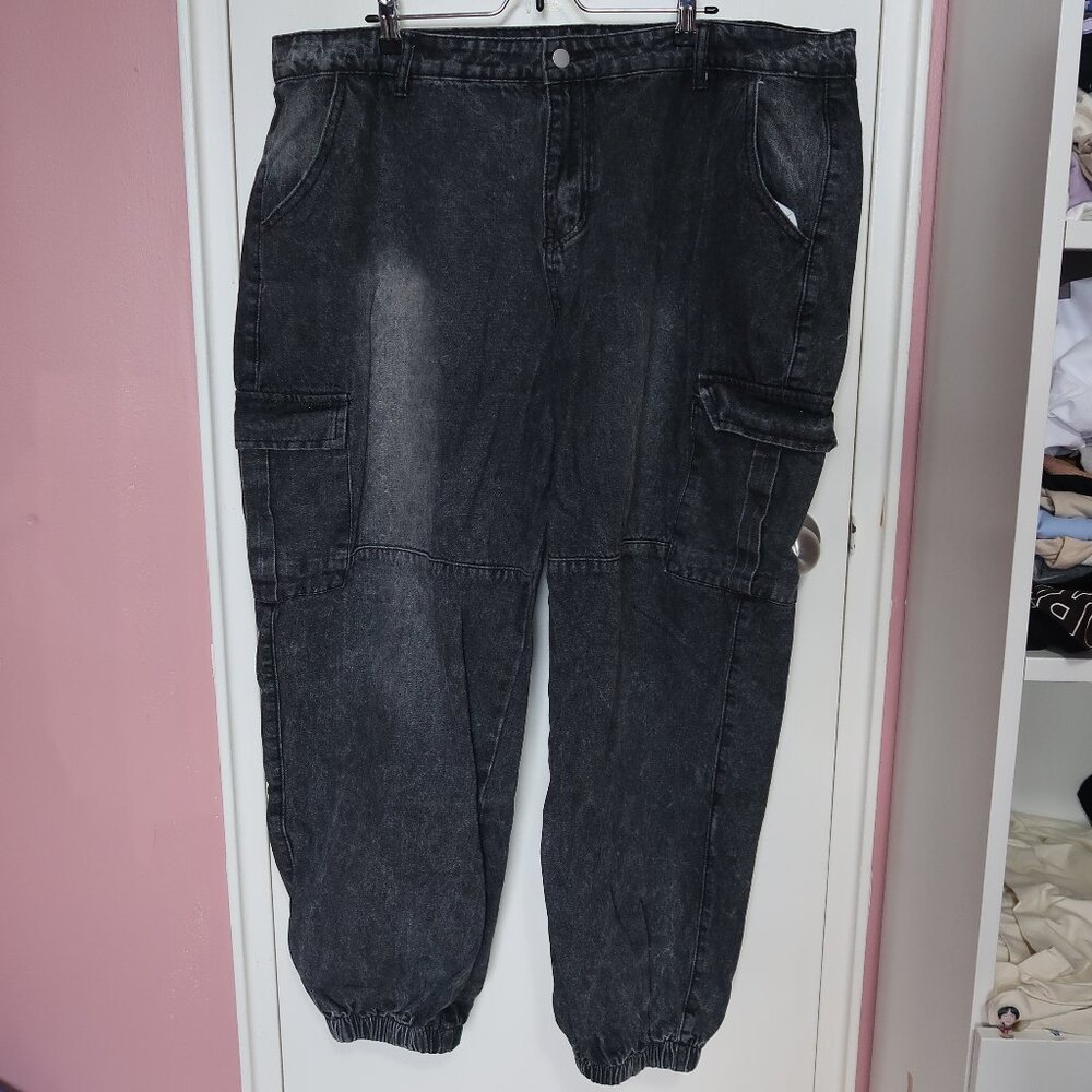 Plus Flap Pocket Side Bleach Wash Jeans  4XL(US 20)